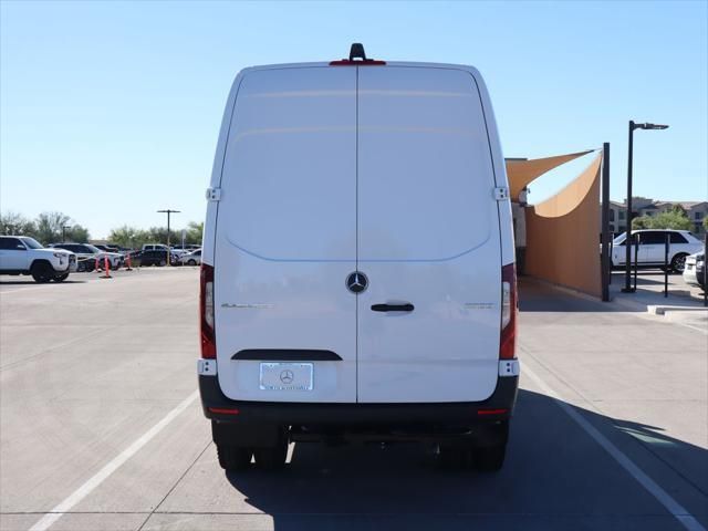 Thumbnail: 2026 Mercedes-Benz Sprinter - 6