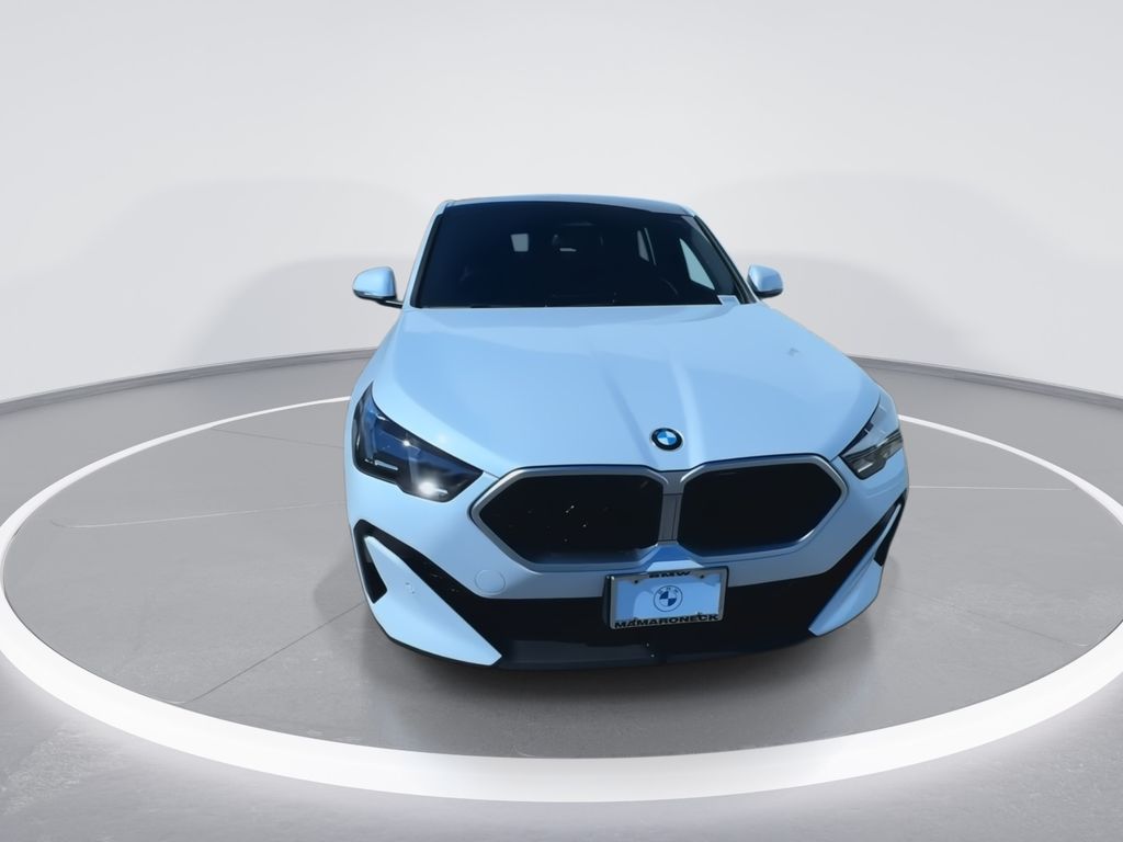 2025 BMW X2 xDrive28i 3