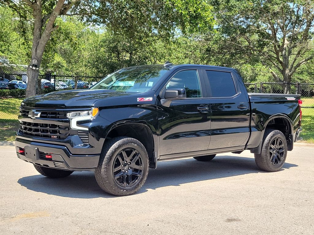 Black 2022 Chevrolet Silverado 1500 Pickup Truck Four-Wheel Drive 8-Speed Automatic