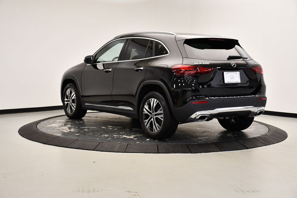 2025 Mercedes-Benz GLA 250 4MATIC 3