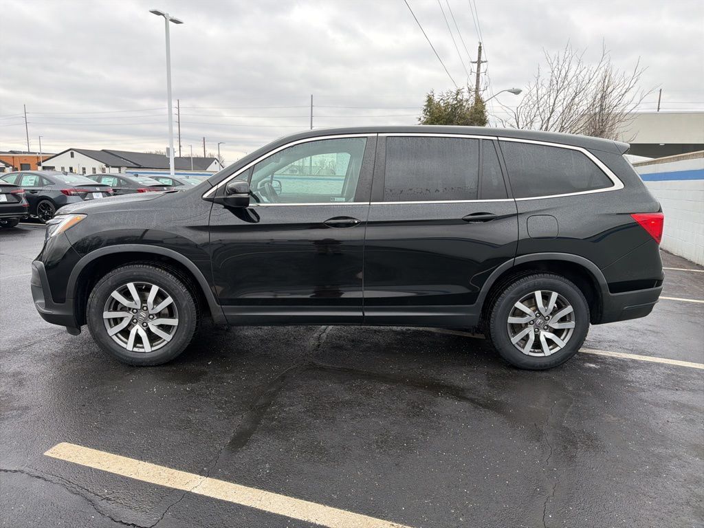 Thumbnail: 2019 Honda Pilot - 2
