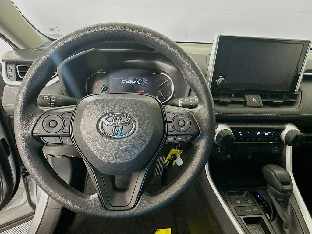 Thumbnail: 2025 Toyota RAV4 - 11