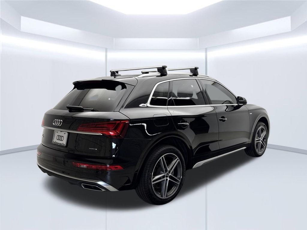 Thumbnail: 2024 Audi Q5 - 9