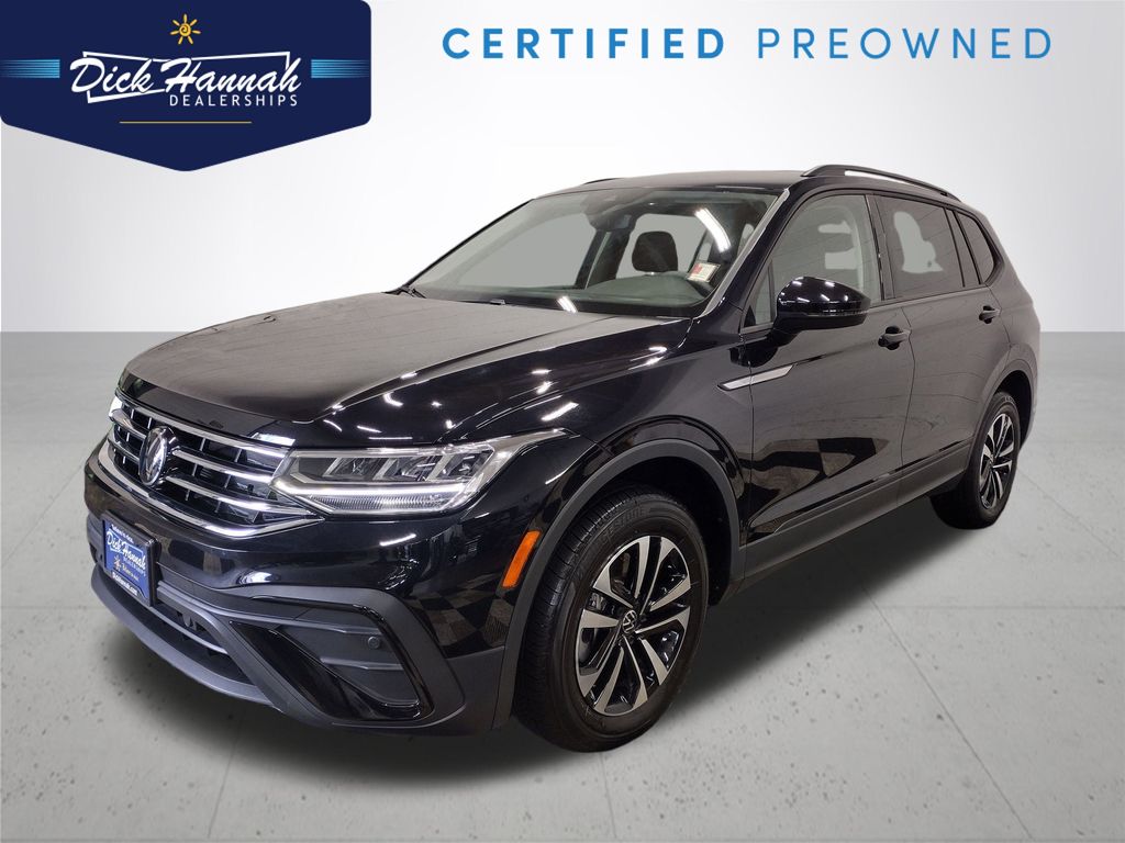 2024 Volkswagen Tiguan S's photo