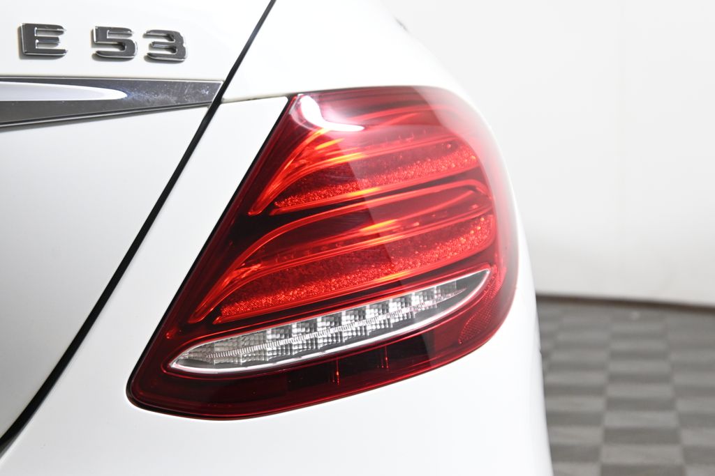 Thumbnail: 2020 Mercedes-Benz E-Class - 13