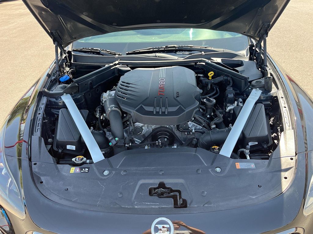Used 2018 Black Kia GT1 image 32