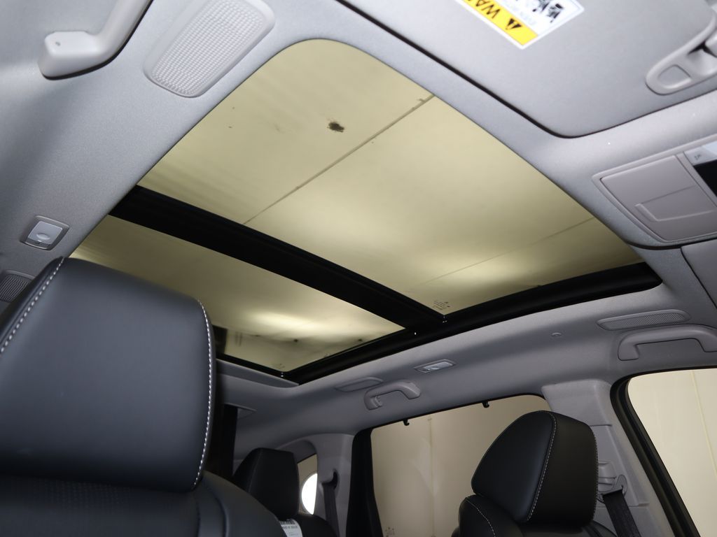 Thumbnail: 2026 Acura MDX - 20