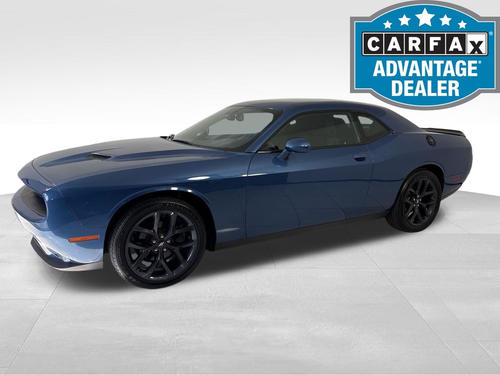 2021 Dodge Challenger SXT RWD