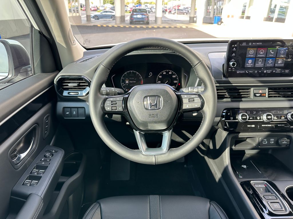 2025 Honda Pilot Touring 12