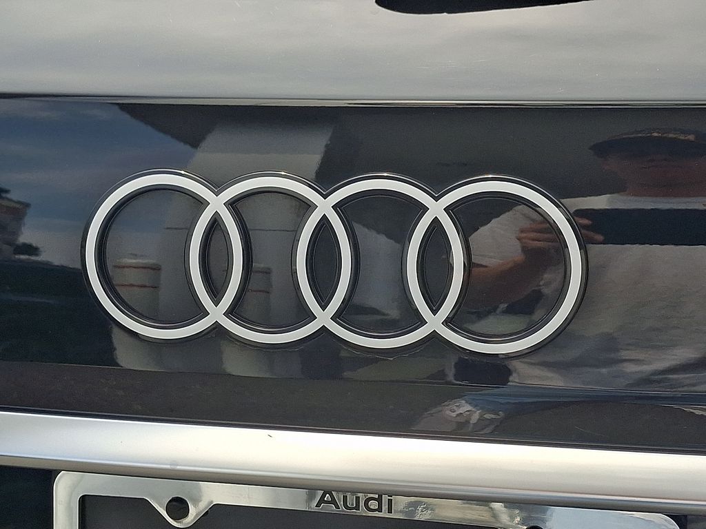 Thumbnail: 2025 Audi Q7 - 31