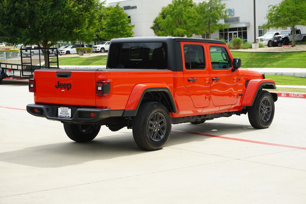 Used Car 2025 Jeep Gladiator  Sport S For Sale Under $40,000 In Weatherford, Texas