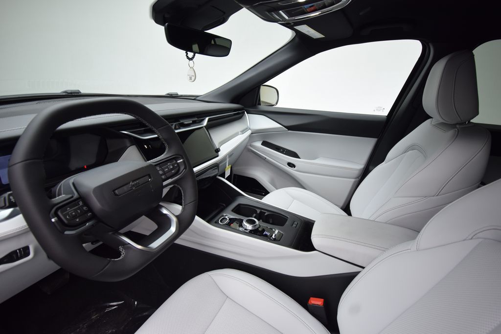 new 2026 Jeep Cherokee car, priced at $42,713