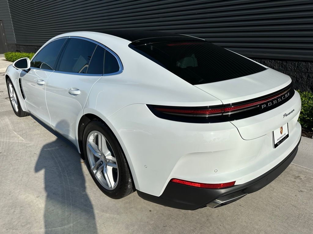 2024 Porsche Panamera  3