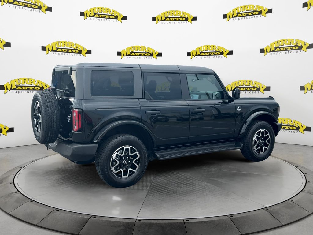 2026 Shadow Black Ford Bronco Outer Banks 4X4 SUV
