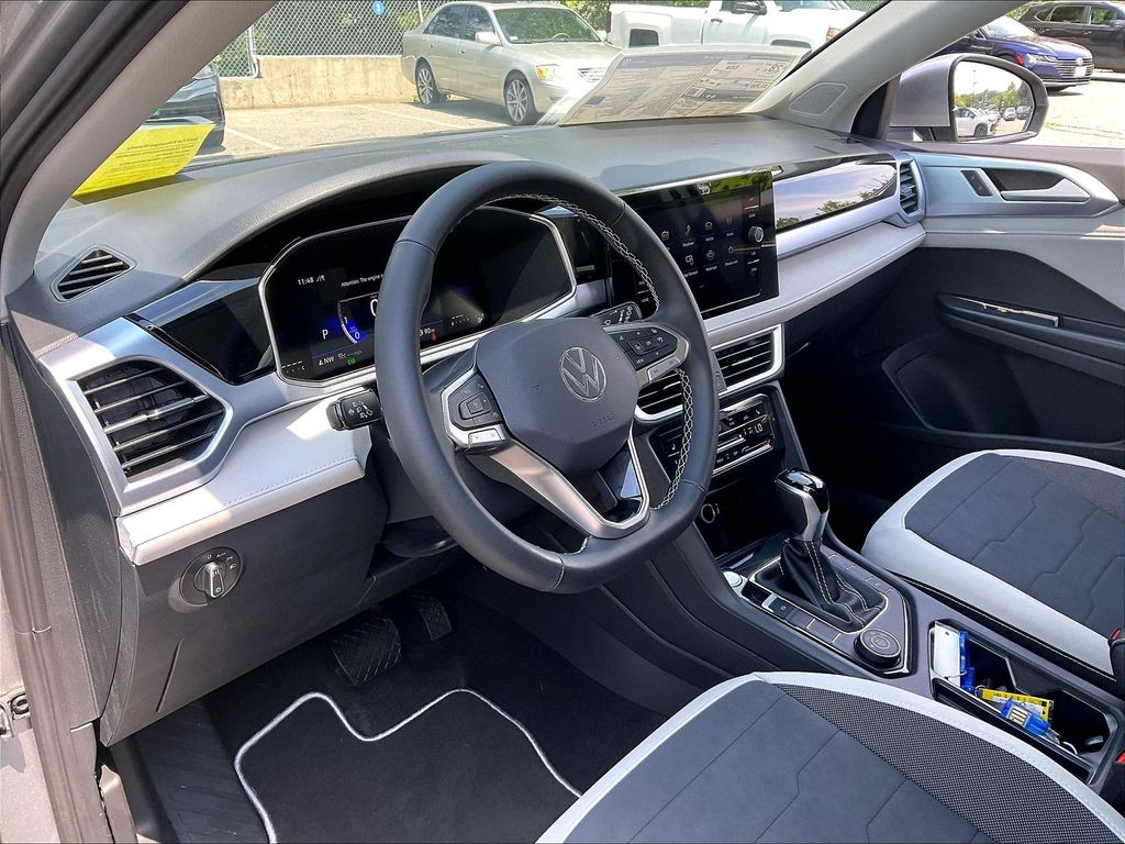 2026 Volkswagen Taos — photo 8
