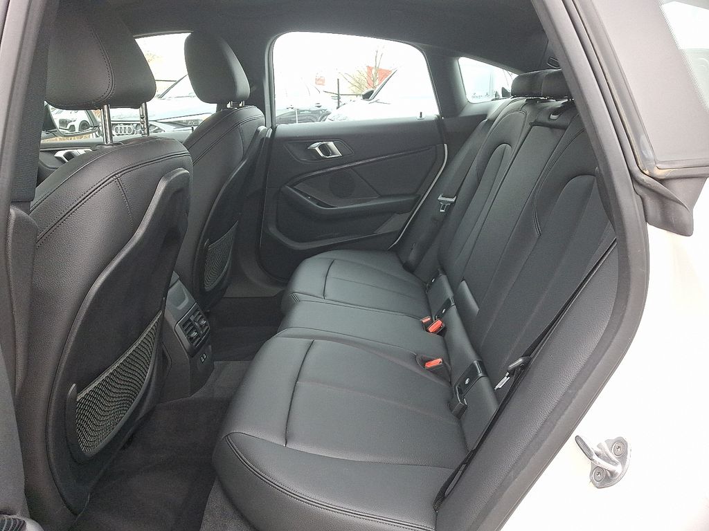 Thumbnail: 2021 BMW 2 Series - 10