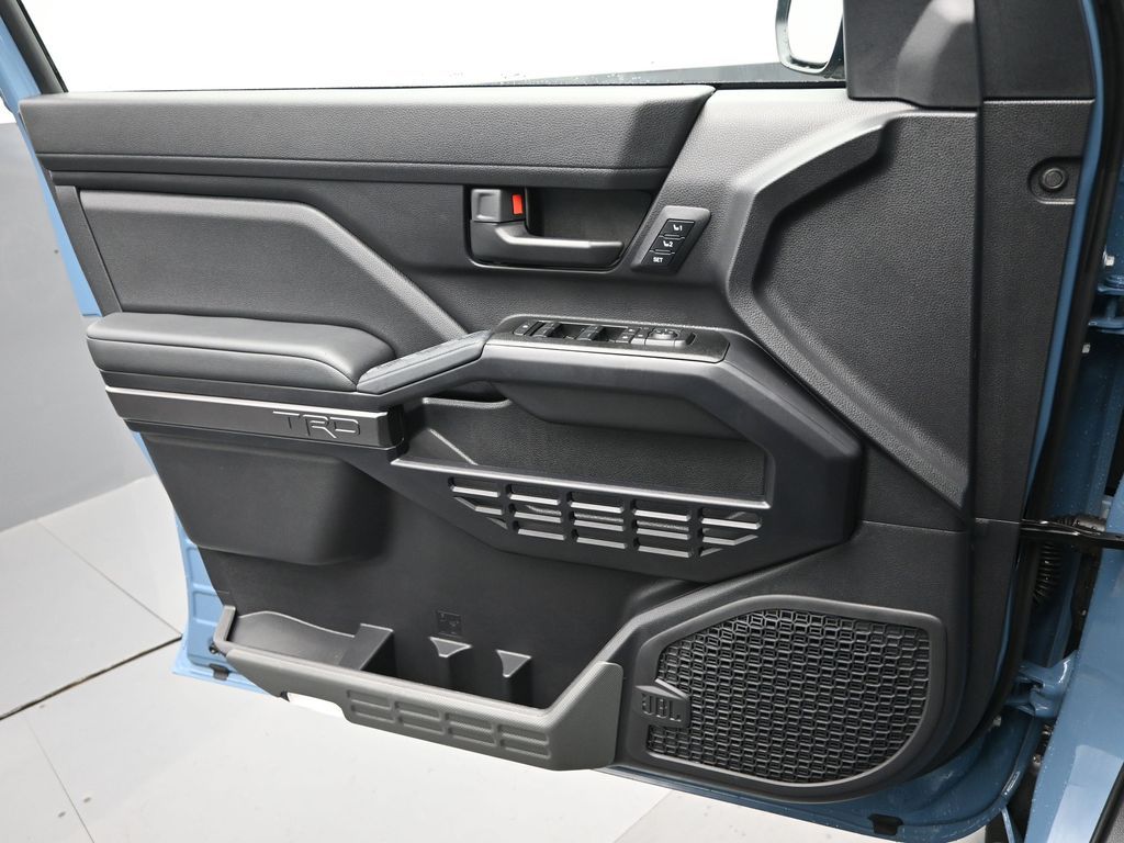 2025 Toyota 4Runner Hybrid TRD Off Road