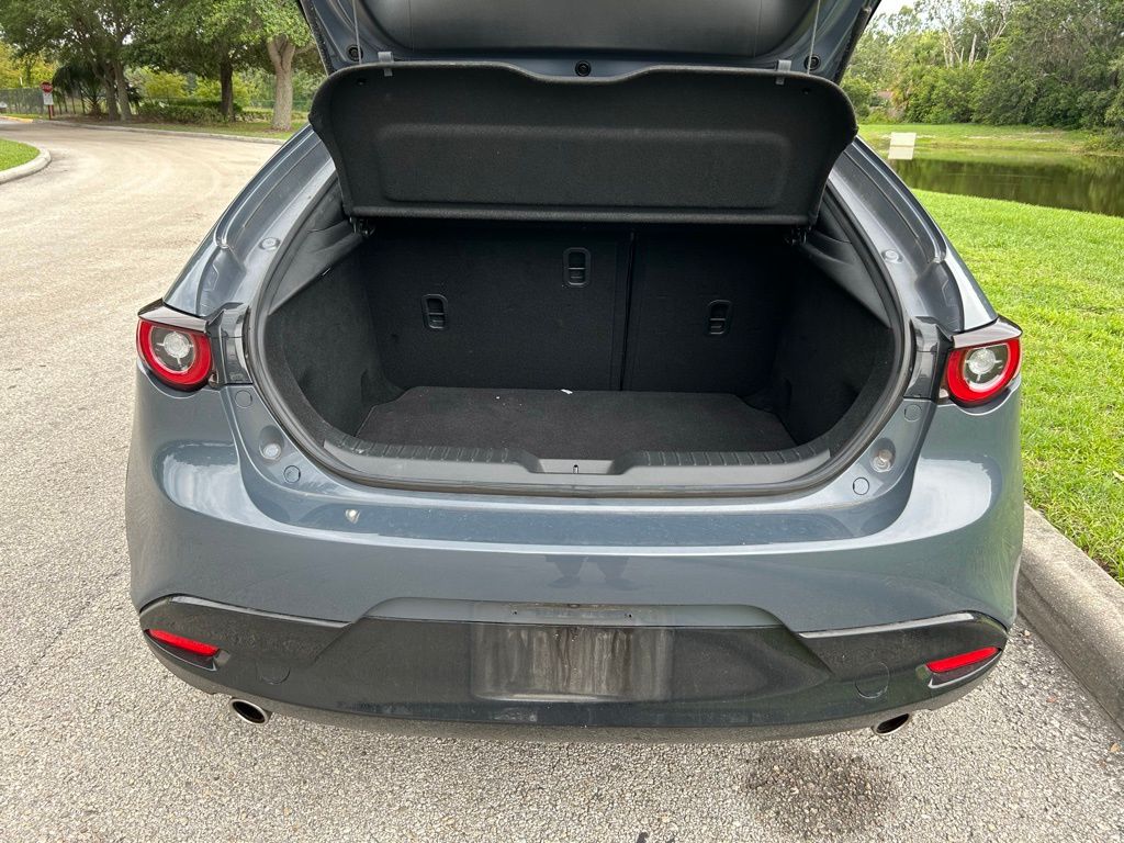 2023 Mazda Mazda3 Premium 10