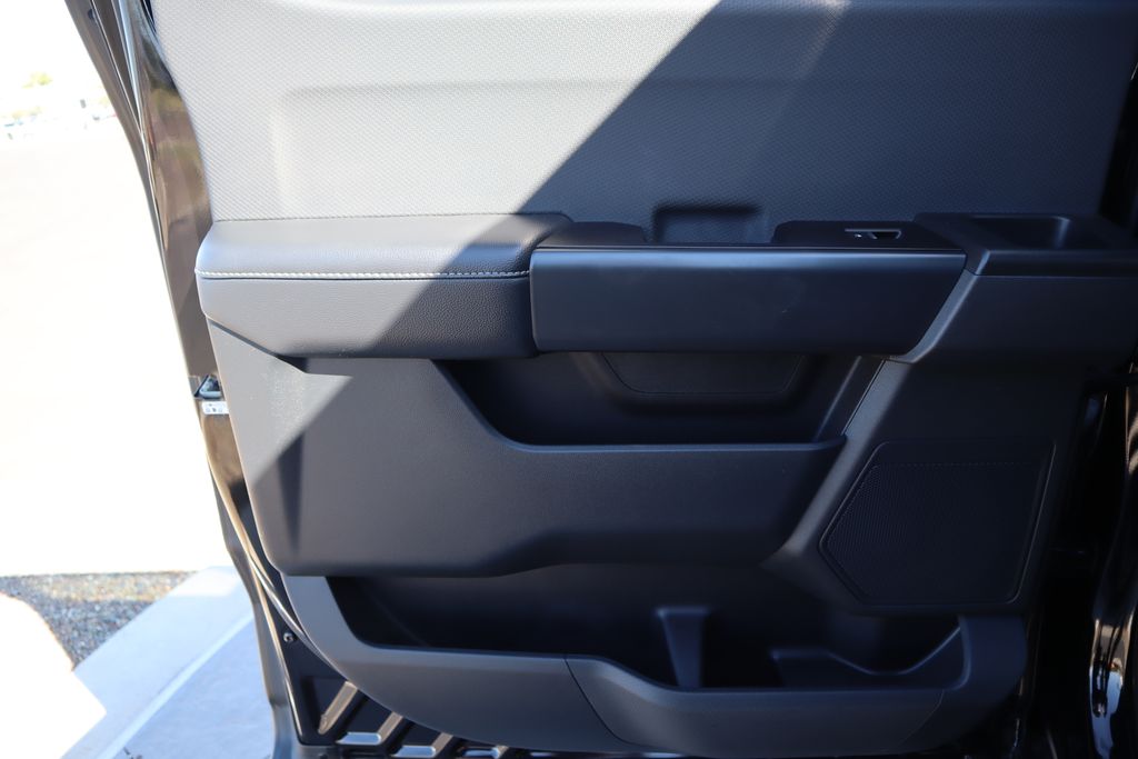 Thumbnail: 2022 Ford F-150 - 25