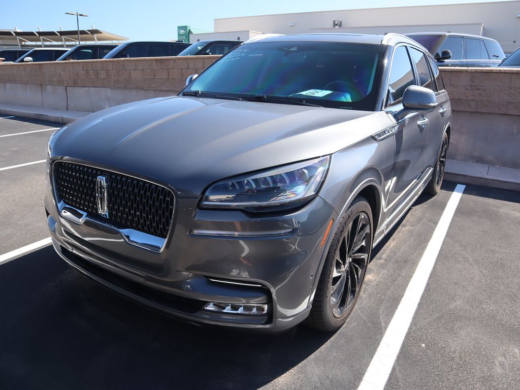 Thumbnail: 2021 Lincoln Aviator - 2