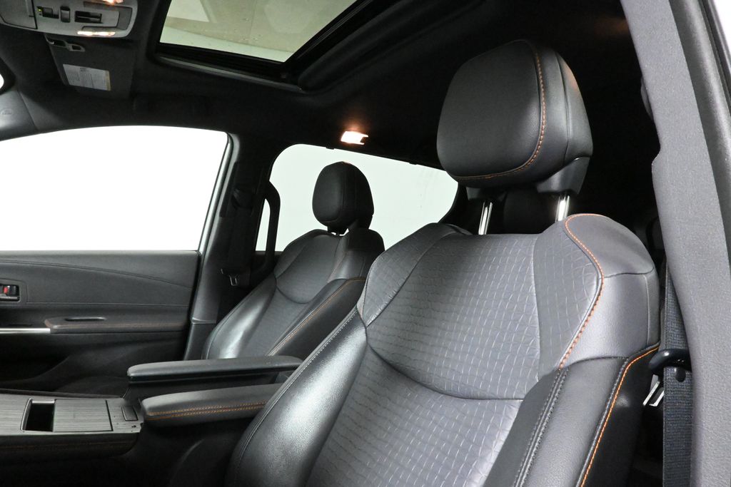 Thumbnail: 2021 Toyota Sienna - 4