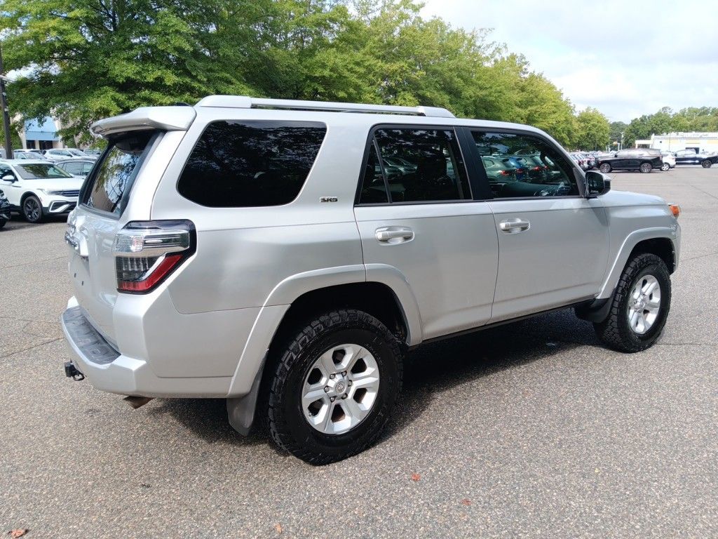 2016 Toyota 4Runner  10