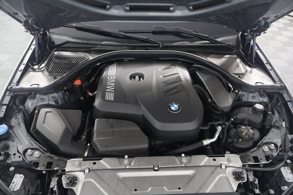 Thumbnail: 2025 BMW 3 Series - 9