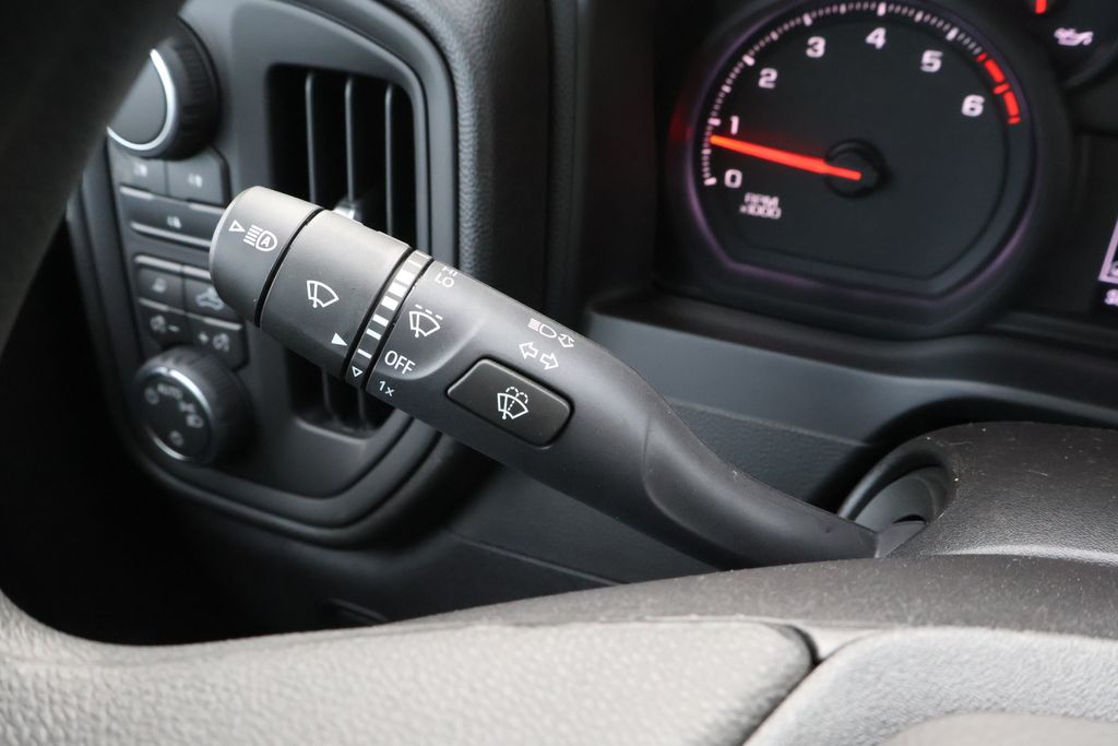 Thumbnail: 2026 Chevrolet Silverado 2500 - 24