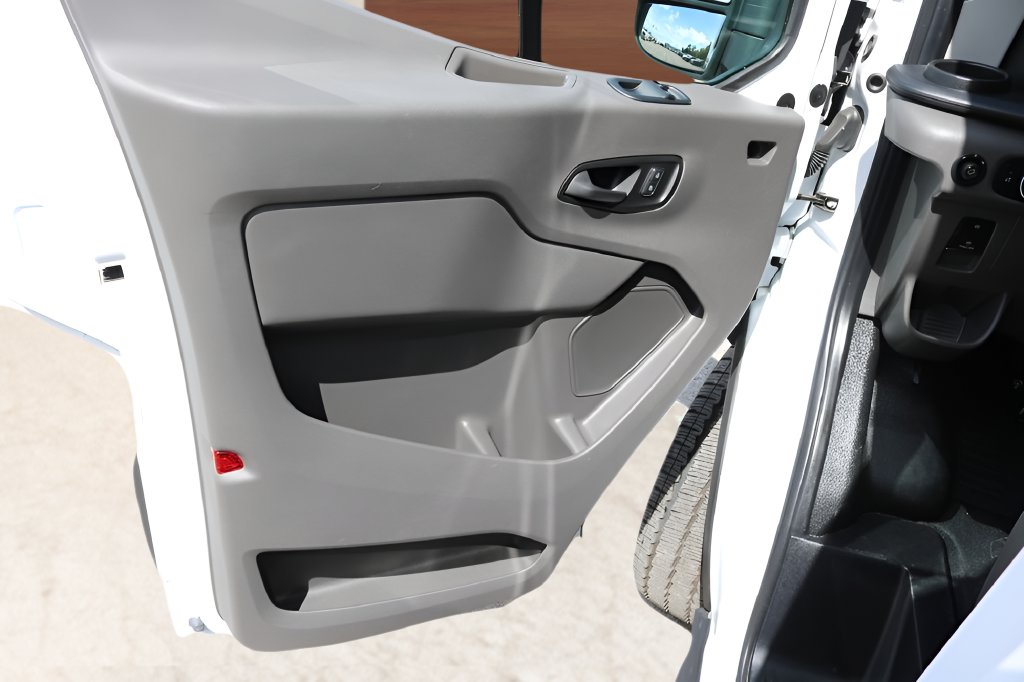 Used 2023 White Ford Base image 10