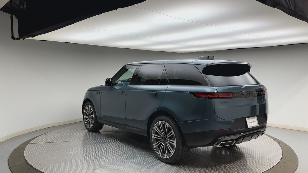 Thumbnail: 2026 Land Rover Range Rover Sport - 4