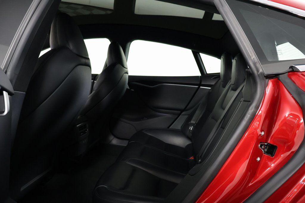 Thumbnail: 2020 Tesla Model S - 11