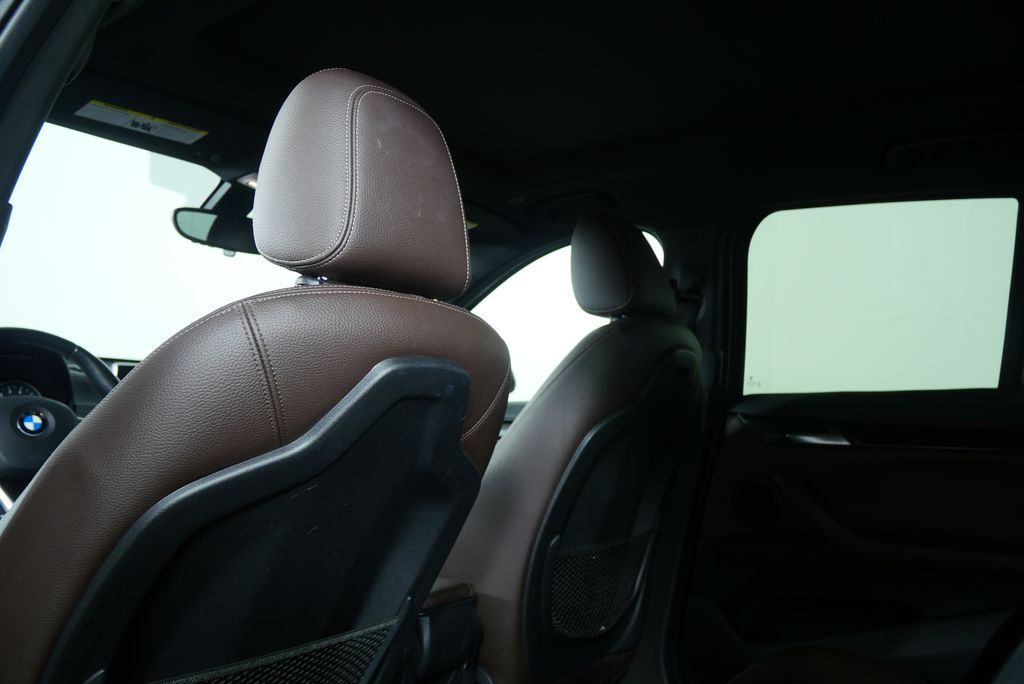 Thumbnail: 2017 BMW X1 - 12