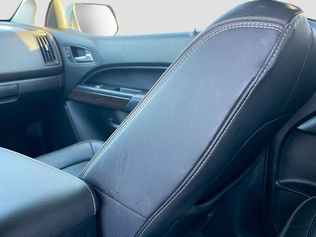 Used 2019 Red GMC Denali image 23