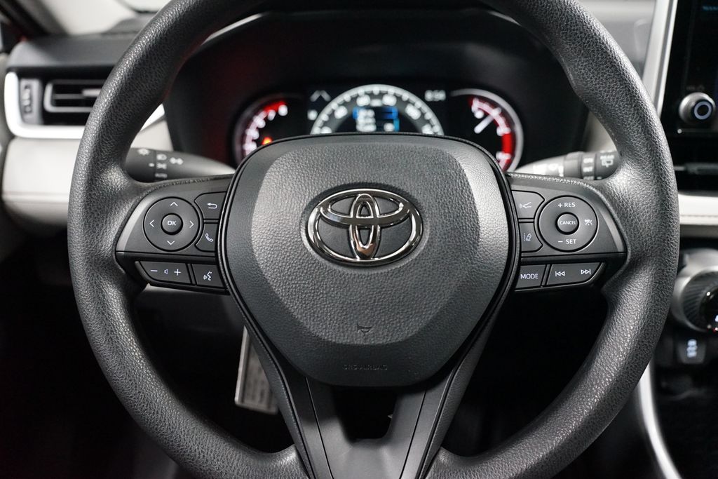 Thumbnail: 2025 Toyota RAV4 - 12