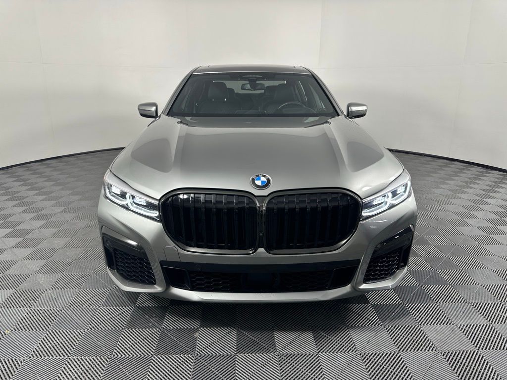 Thumbnail: 2022 BMW 7 Series - 2