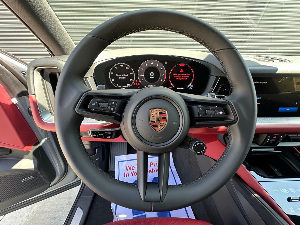 Thumbnail: 2025 Porsche Cayenne - 19