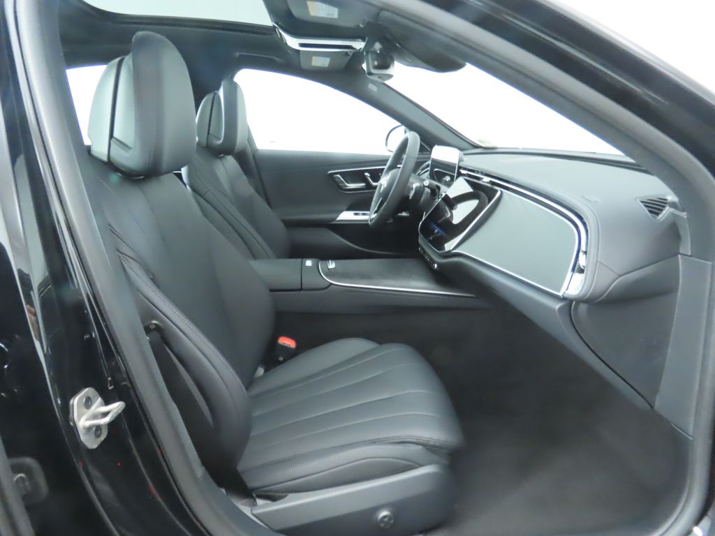 Thumbnail: 2026 Mercedes-Benz E-Class - 22