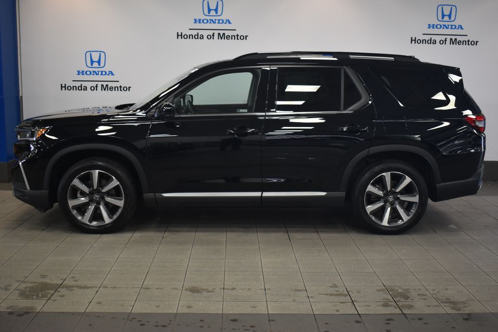 2024 Honda Pilot Touring 2