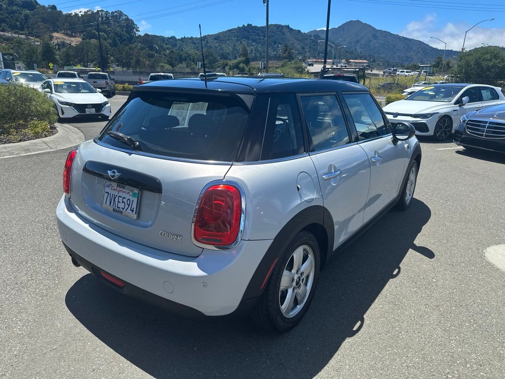 Thumbnail: 2016 MINI Cooper - 5