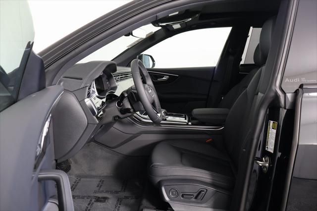 Thumbnail: 2026 Audi Q8 - 4