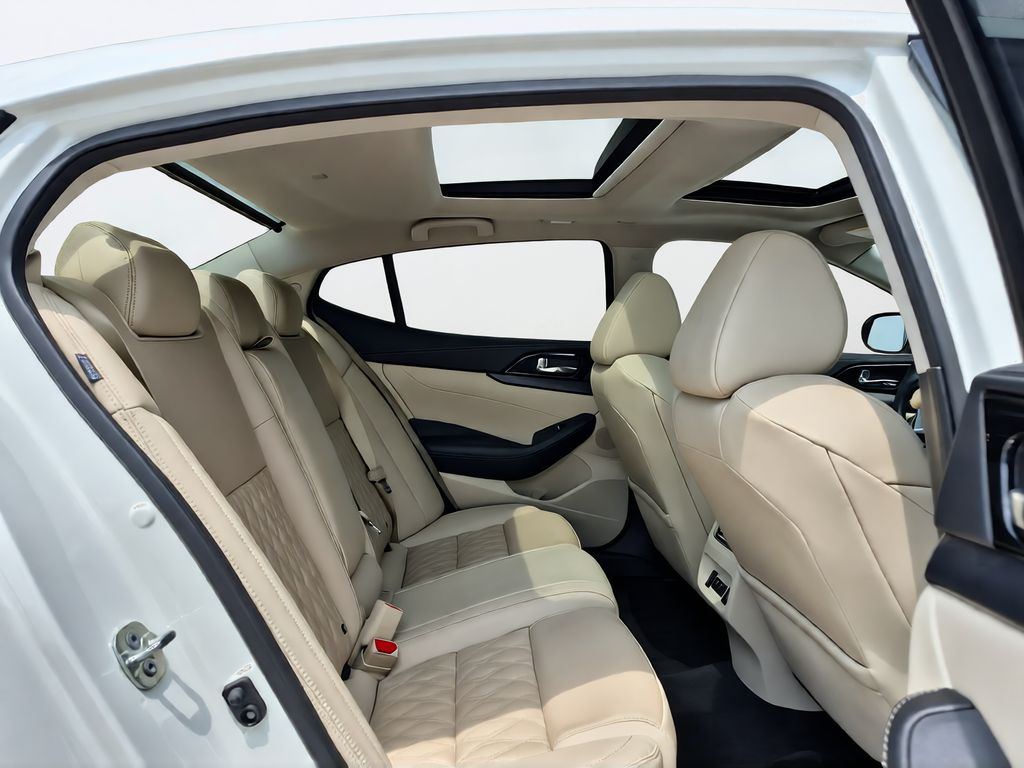 2023 Nissan Maxima Platinum White at AutoSavvy Houston Southwest