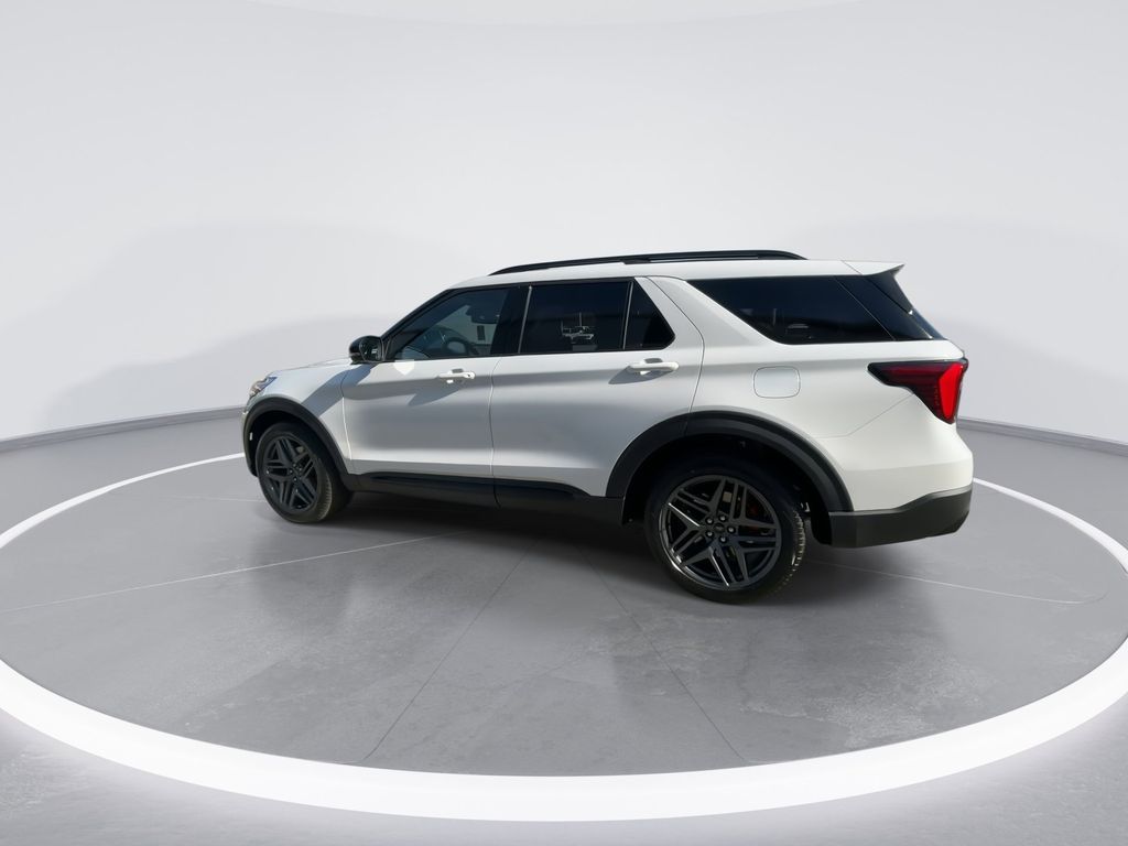 New 2026 Star White Metallic Tri-Coat Ford ST image 6