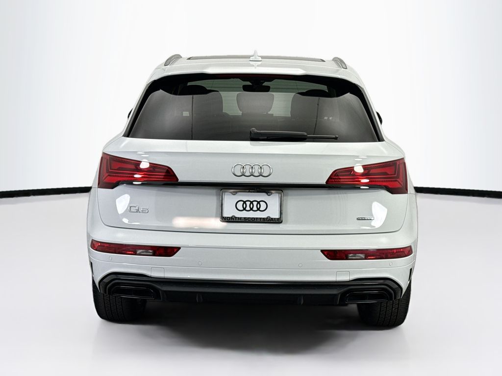 Thumbnail: 2023 Audi Q5 - 6