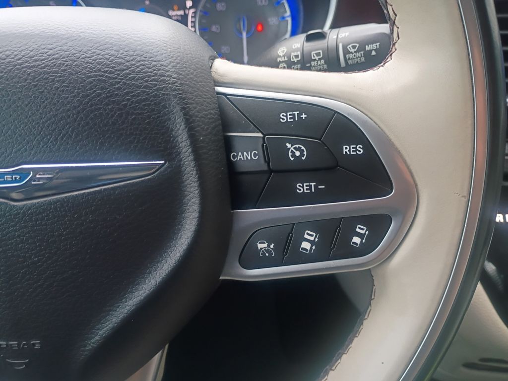 Used Car 2017 Chrysler Pacifica  Limited For Sale Under $12,000 In Austin, Texas