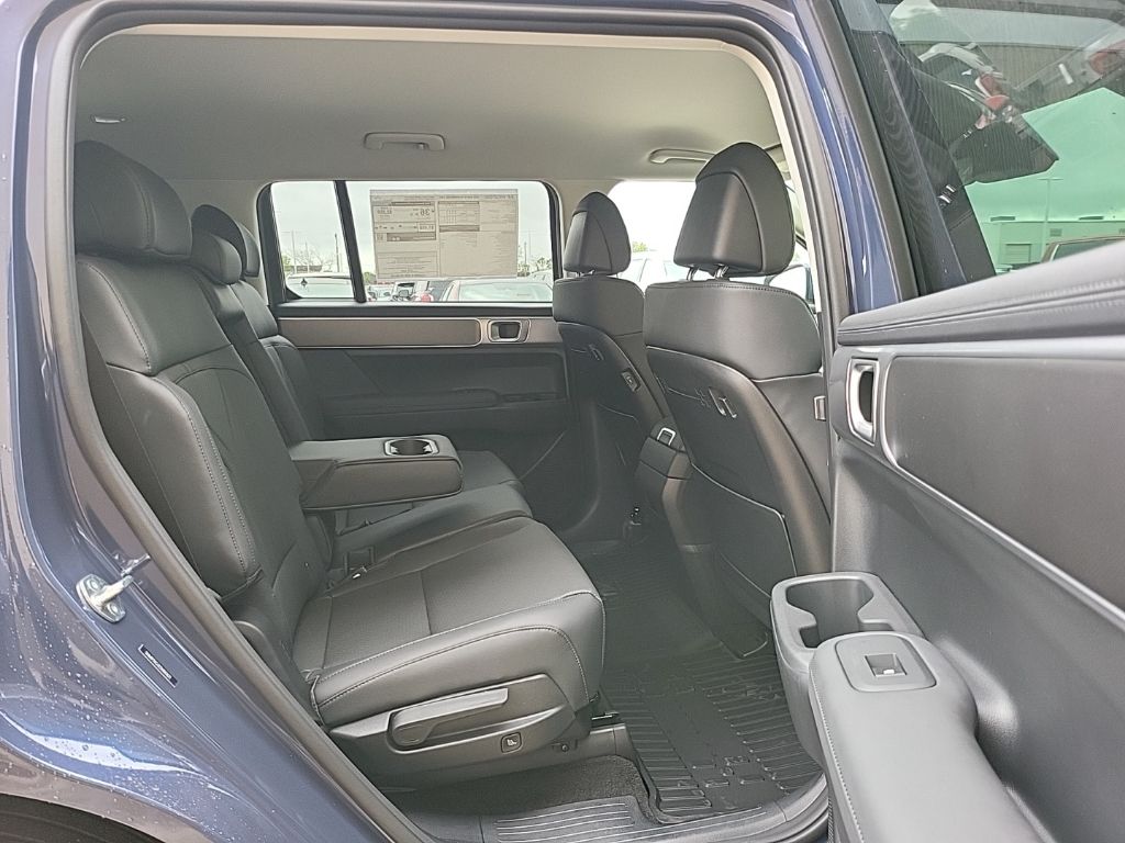 2025 Hyundai Santa Fe SEL 22