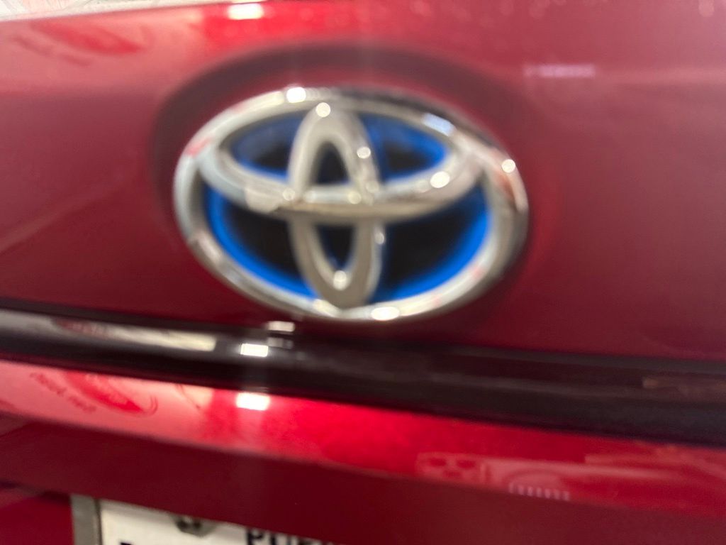 Thumbnail: 2023 Toyota Corolla - 17
