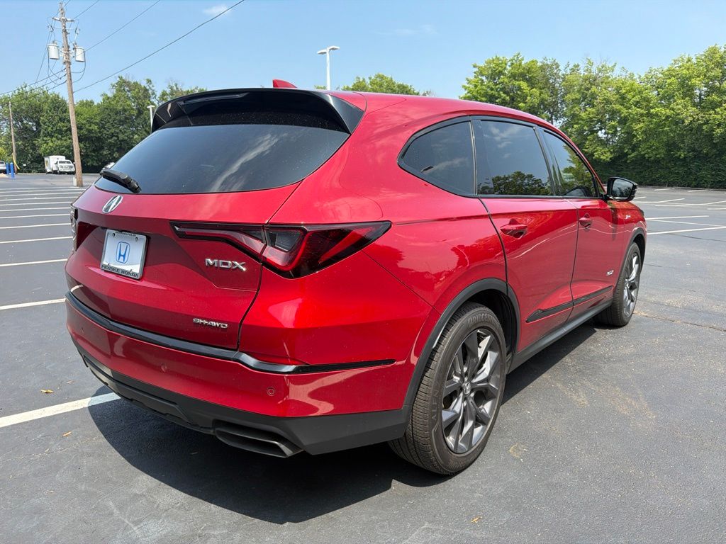 Thumbnail: 2022 Acura MDX - 5