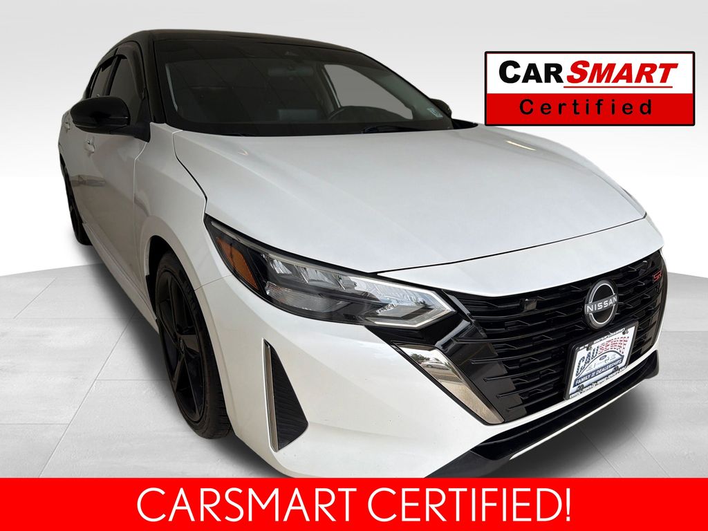 Aspen White Tricoat/Super Black 2024 Nissan Sentra Sedan Front-Wheel Drive Continuously Variable Transmission