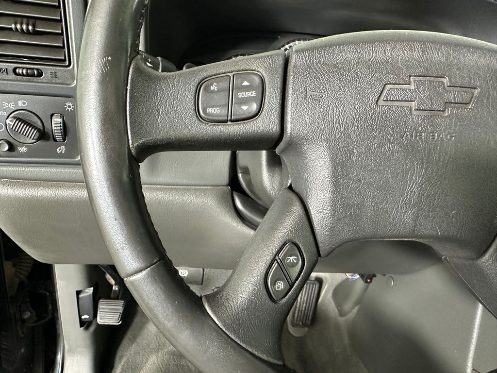 2004 Chevrolet Avalanche Base - Photo 11