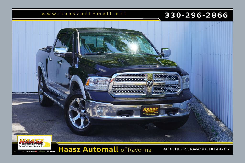 Brilliant Black Crystal Pearlcoat 2017 RAM 1500 Pickup Truck Four-Wheel Drive 8-Speed Automatic